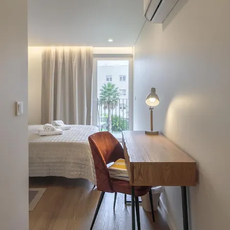 Daire Azores - Coliseu Residences *